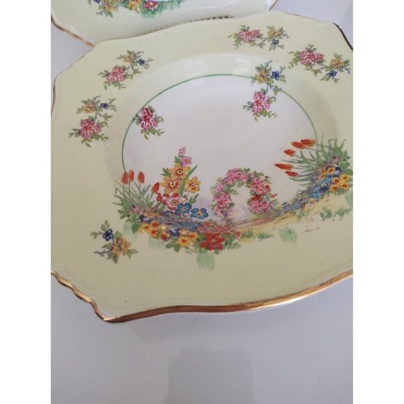 Antique Royal Windsor Large Soup/Salad Bowls(2) Patt. 1068 Wisteria/Garden - Picture 3 of 11